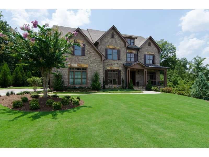 6010 Riverside Park Drive, Roswell, GA 30076 — most recent listing photo