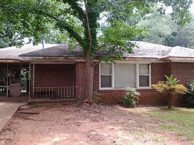 3 bedroom, 1,146 sq ft single family residence sold at 2188 Glendale Drive, Decatur, GA 30032