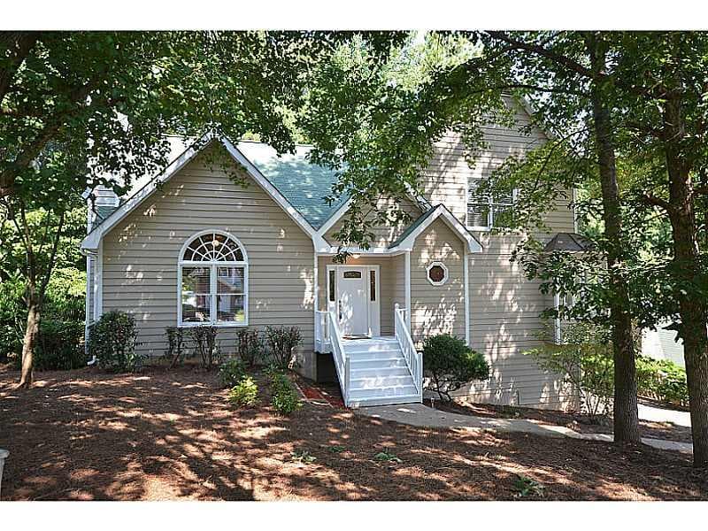 4 bedroom, 3,186 sq ft single family residence sold at 1158 Meadow Oaks Drive, Acworth, GA 30102