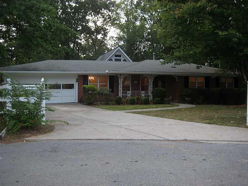 300 Pine L Drive, Buford, GA 30518 — most recent listing photo