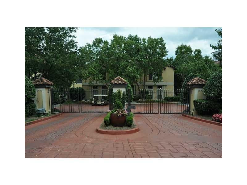 1 bedroom, 919 sq ft condominium sold at 3777 Peachtree Road 412, Atlanta, GA 30319