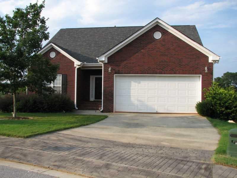 3 bedroom, 1,726 sq ft single family residence sold at 215 Chad Lane, Loganville, GA 30052