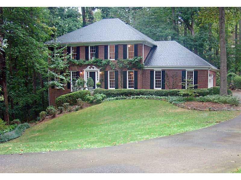 5471 Tally Green Drive, Marietta, GA 30068 — most recent listing photo