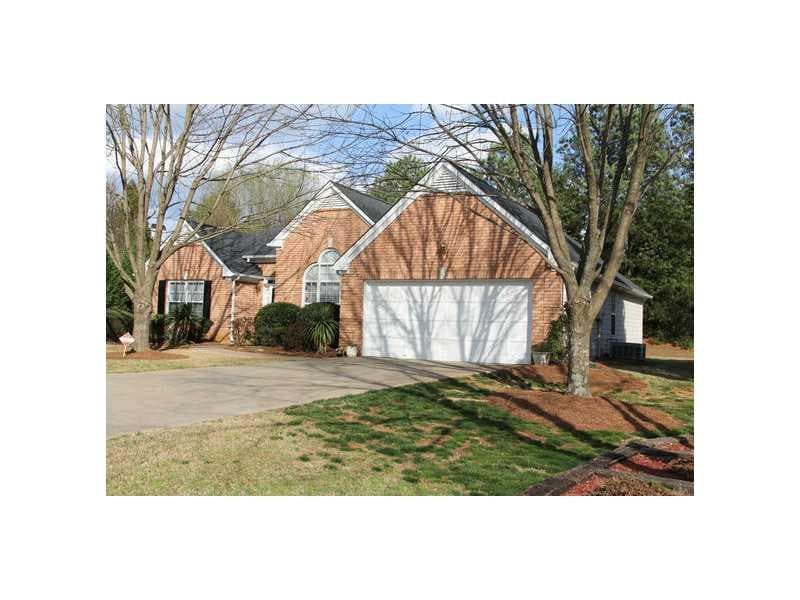 3 bedroom single family residence sold at 1635 Midland Court, Alpharetta, GA 30004