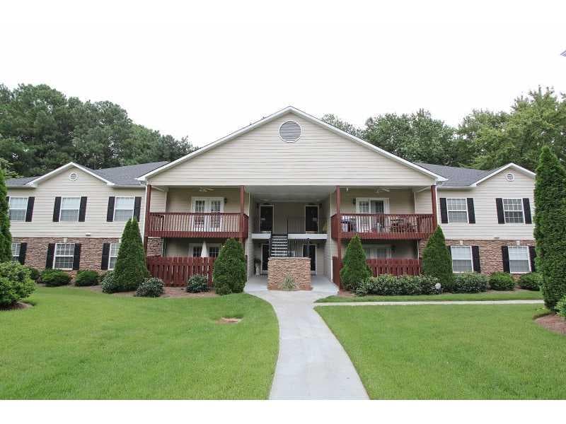 3 bedroom, 1,425 sq ft condominium sold at 505 Brighton Point 505, Atlanta, GA 30328
