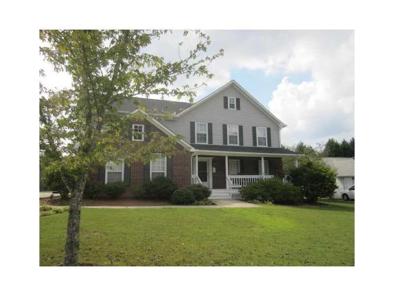 3 bedroom, 2,500 sq ft single family residence sold at 3277 SUMMIT GLEN Drive, Loganville, GA 30052
