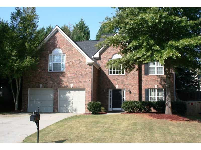 4 bedroom, 2,472 sq ft single family residence sold at 3943 Lullwater Main, Kennesaw, GA 30144