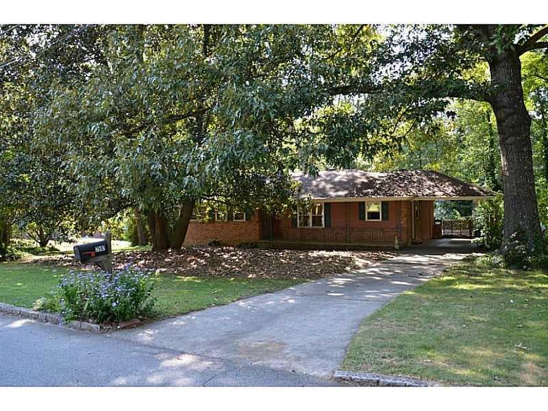 3 bedroom, 1,268 sq ft single family residence sold at 2592 Woodacres Road, Atlanta, GA 30345