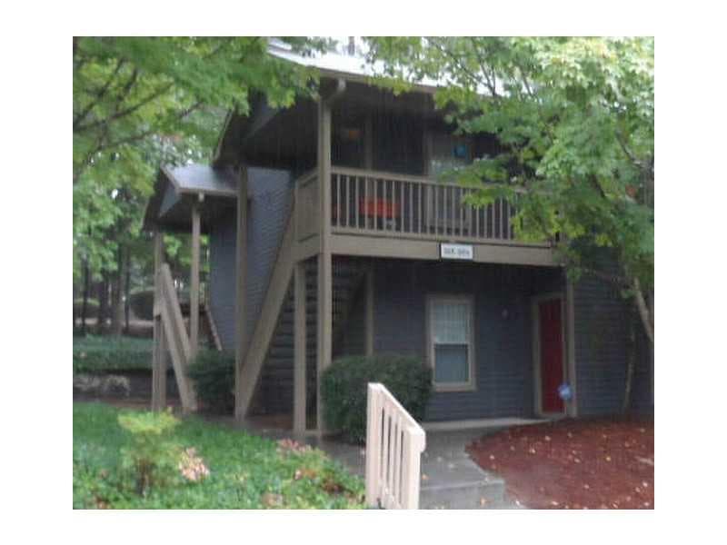 2 bedroom, 1,152 sq ft condominium sold at 1601 Country Park Drive 1601, Smyrna, GA 30080
