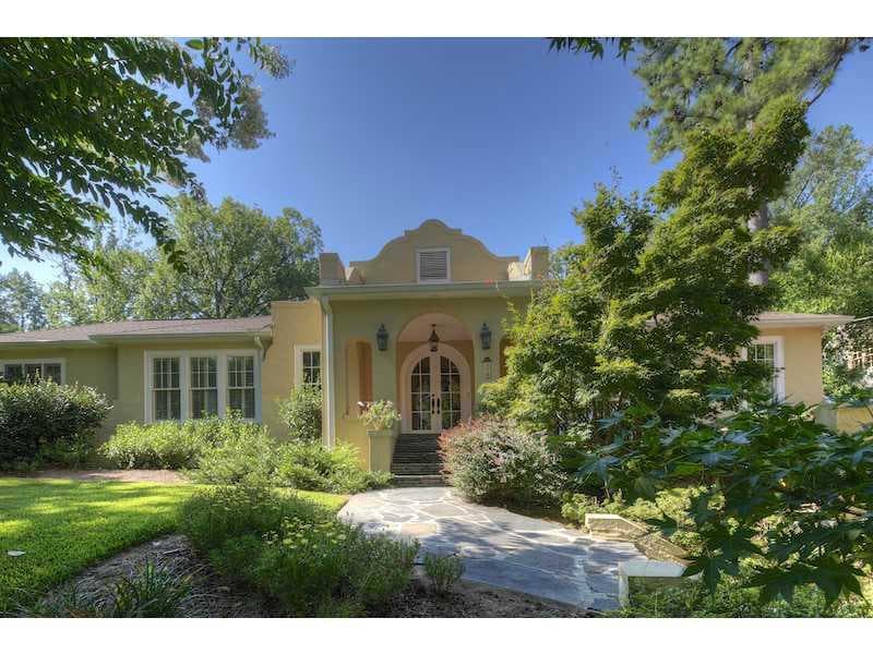4 bedroom single family residence sold at 359 Pine Tree Drive, Atlanta, GA 30305
