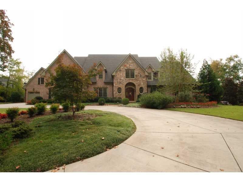 6 bedroom, 10,173 sq ft single family residence sold at 5507 Long Island Drive, Atlanta, GA 30327