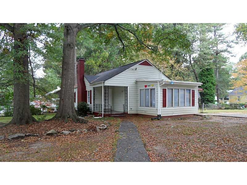 2 bedroom, 882 sq ft single family residence sold at 1315 Lynford Drive, Atlanta, GA 30310