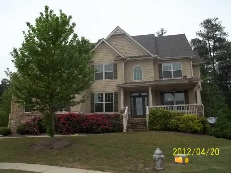 7 bedroom, 3,901 sq ft single family residence sold at 880 Valla Crucis Lane, Dacula, GA 30019