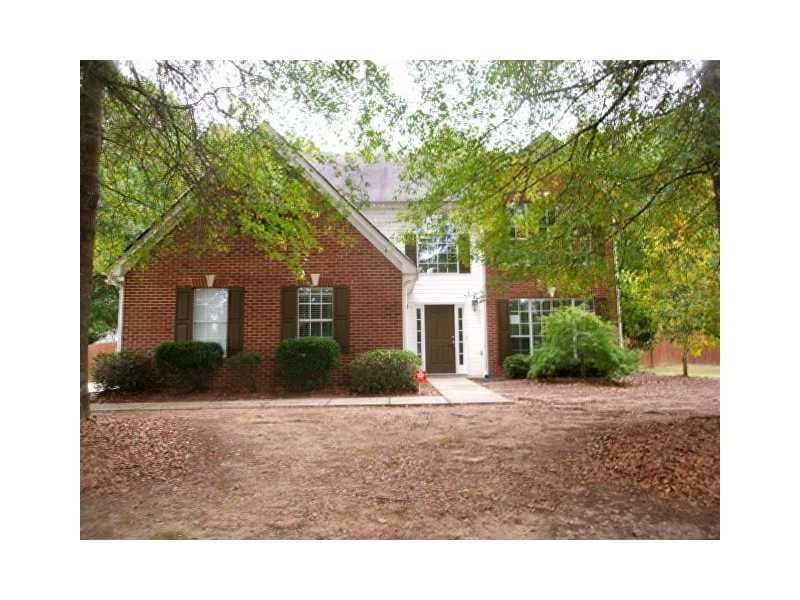 3 bedroom, 2,070 sq ft single family residence sold at 1715 Leigh Meadow Drive, Dacula, GA 30019