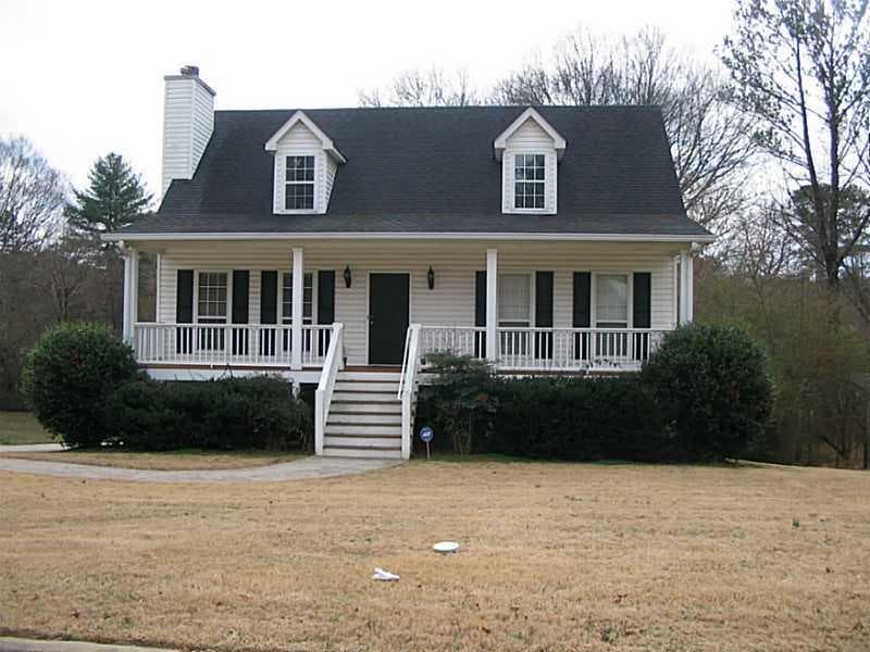 3 bedroom, 1,724 sq ft single family residence sold at 844 Sylvan Drive, Marietta, GA 30066