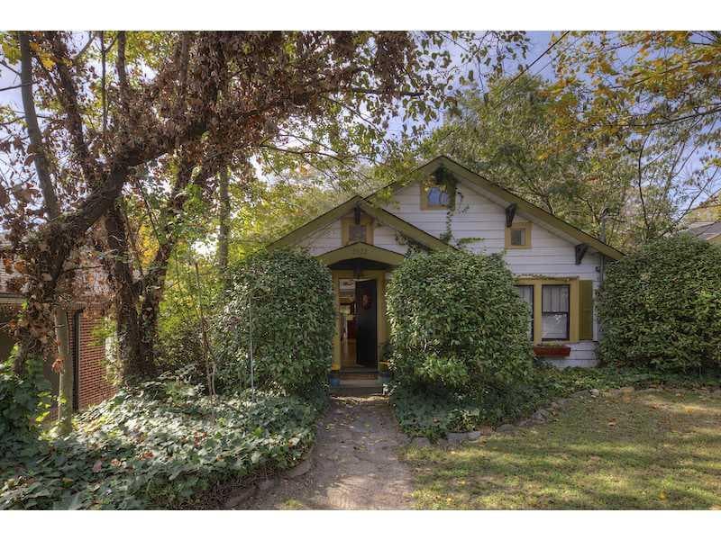 1,136 sq ft multi family sold at 2922 Lookout Place, Atlanta, GA 30305