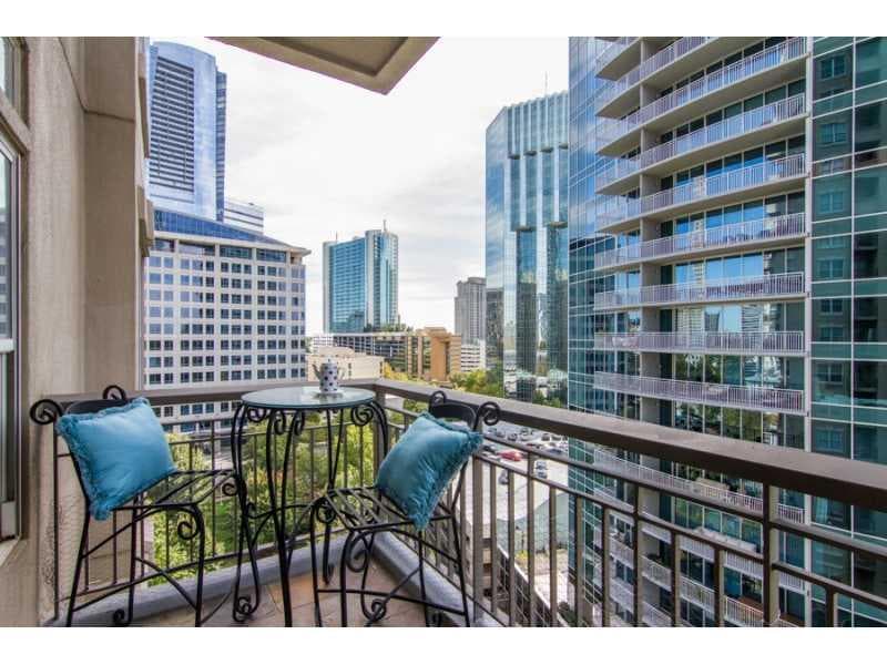 1 bedroom, 793 sq ft condominium sold at 3334 Peachtree Road 804, Atlanta, GA 30326
