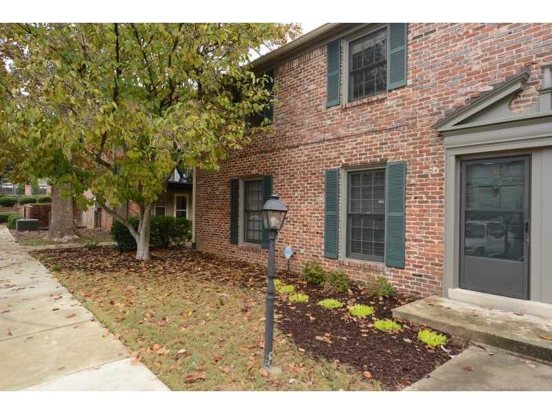 2 bedroom, 960 sq ft condominium sold at 3073 Colonial Way B, Atlanta, GA 30341