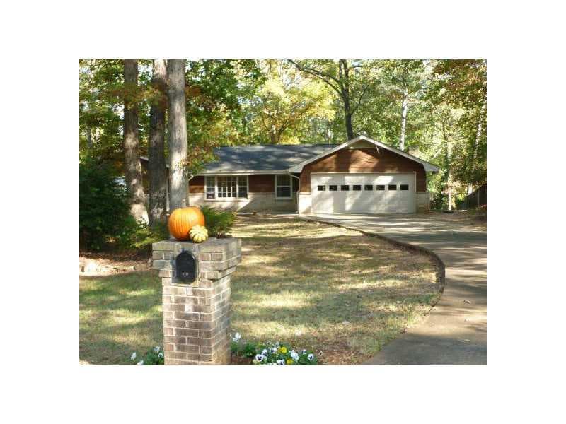 3 bedroom, 1,678 sq ft single family residence sold at 840 Rocky Ridge Court, Stone Mountain, GA 30087