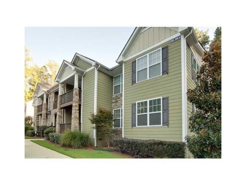 2 bedroom, 1,171 sq ft condominium sold at 302 Madison Court 302, Smyrna, GA 30080