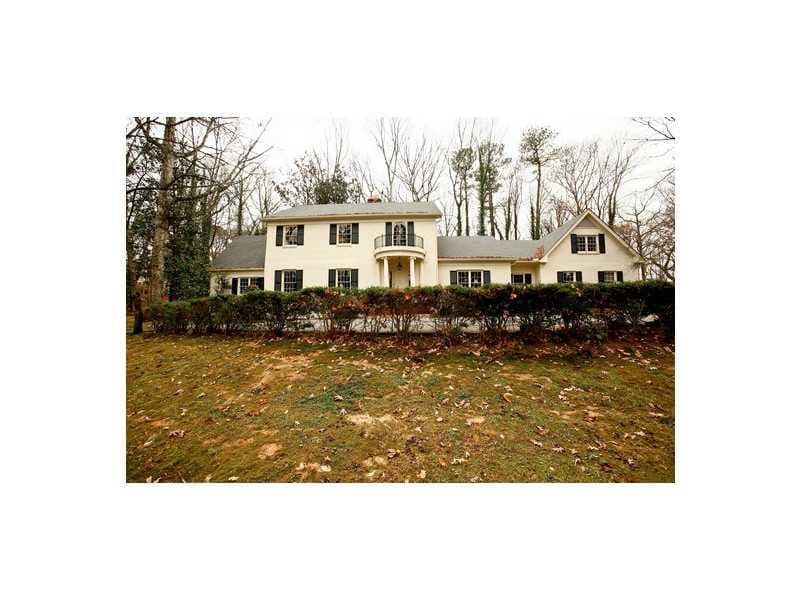 5 bedroom, 4,184 sq ft single family residence sold at 4140 Whitewater Creek Road, Atlanta, GA 30327
