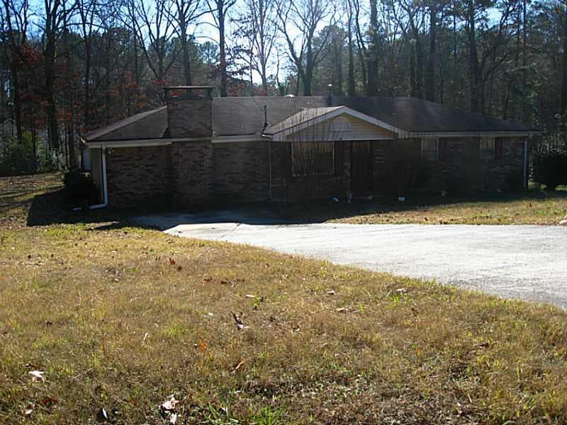 3 bedroom, 1,550 sq ft single family residence sold at 4851 Shady Rest Drive, Powder Springs, GA 30127