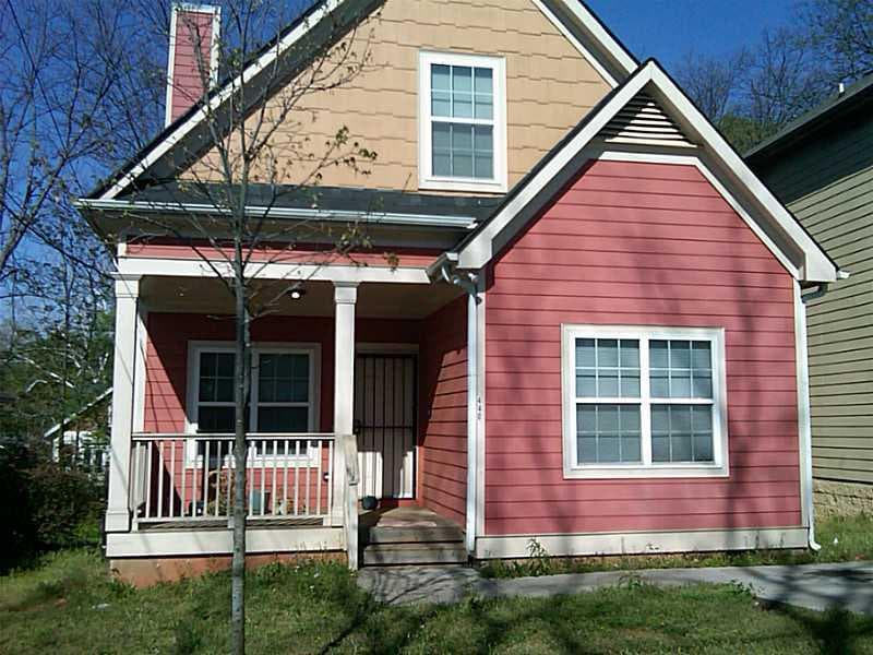 5 bedroom, 1,913 sq ft single family residence sold at 440 NW Elm Street, Atlanta, GA 30318