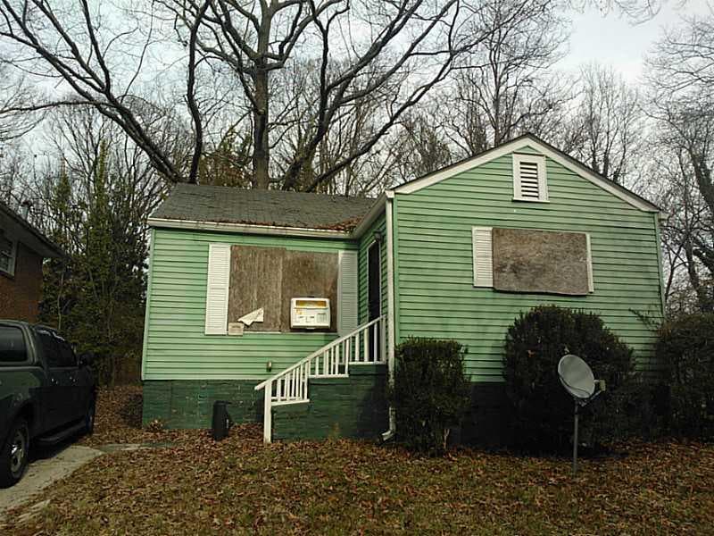 3 bedroom, 1,296 sq ft single family residence sold at 1823 Madrona Street, Atlanta, GA 30318