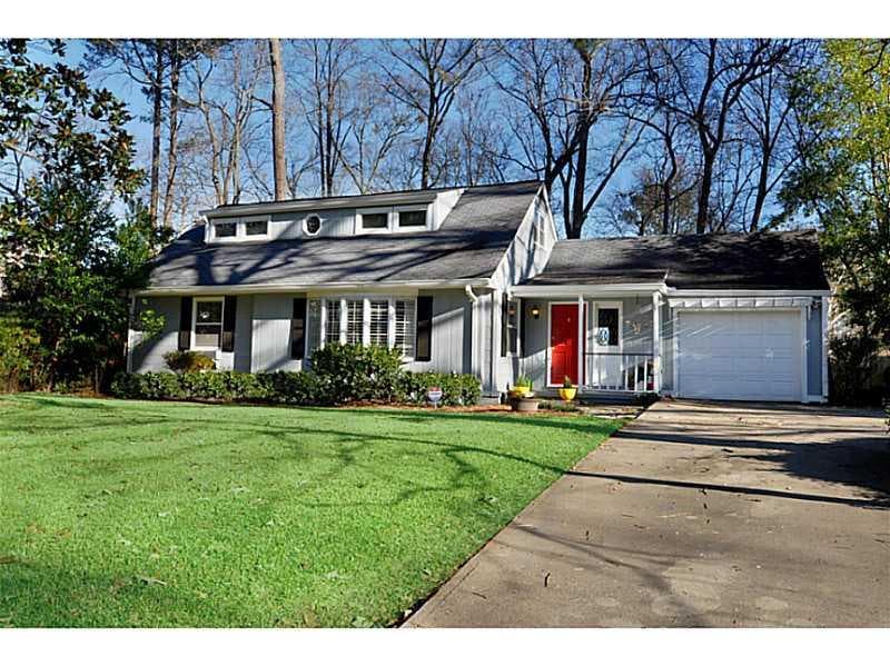 3 bedroom, 2,463 sq ft single family residence sold at 2537 Ridgewood Road, Atlanta, GA 30318