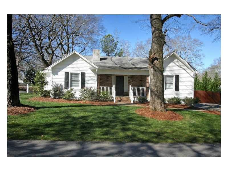 3 bedroom, 1,900 sq ft single family residence sold at 59 W Wright Street, Winder, GA 30680