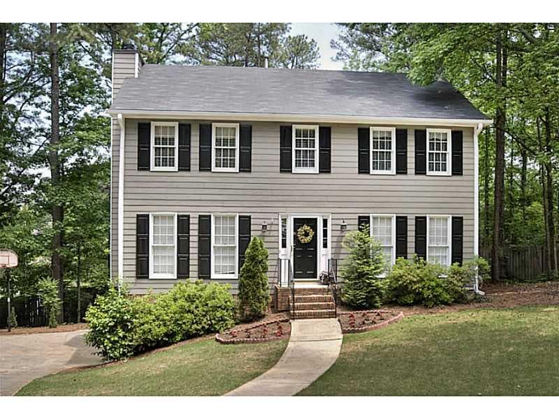 9880 Summer Oaks Drive, Roswell, GA 30076 — most recent listing photo