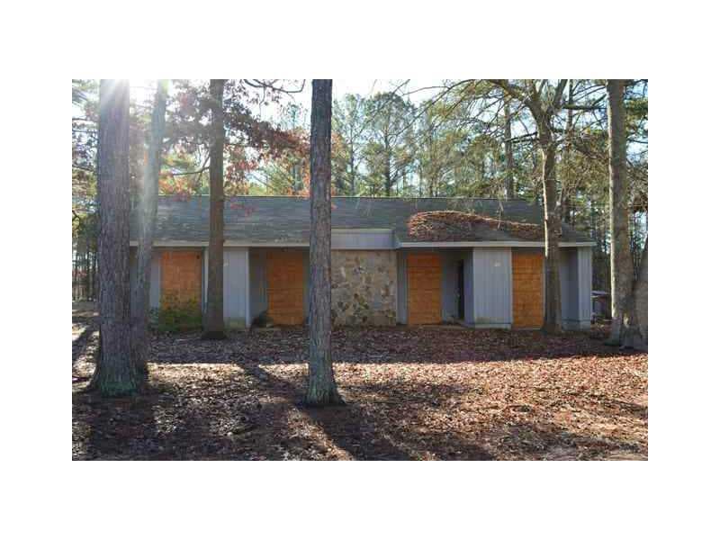 4 bedroom duplex sold at 140 Summerwood Drive, Fairburn, GA 30213
