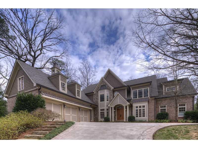 6 bedroom, 6,061 sq ft single family residence sold at 4615 E Conway Drive, Atlanta, GA 30327