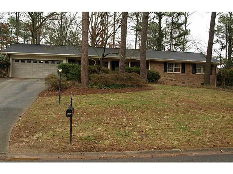 4493 Huntington Circle, Dunwoody, GA 30338 — most recent listing photo