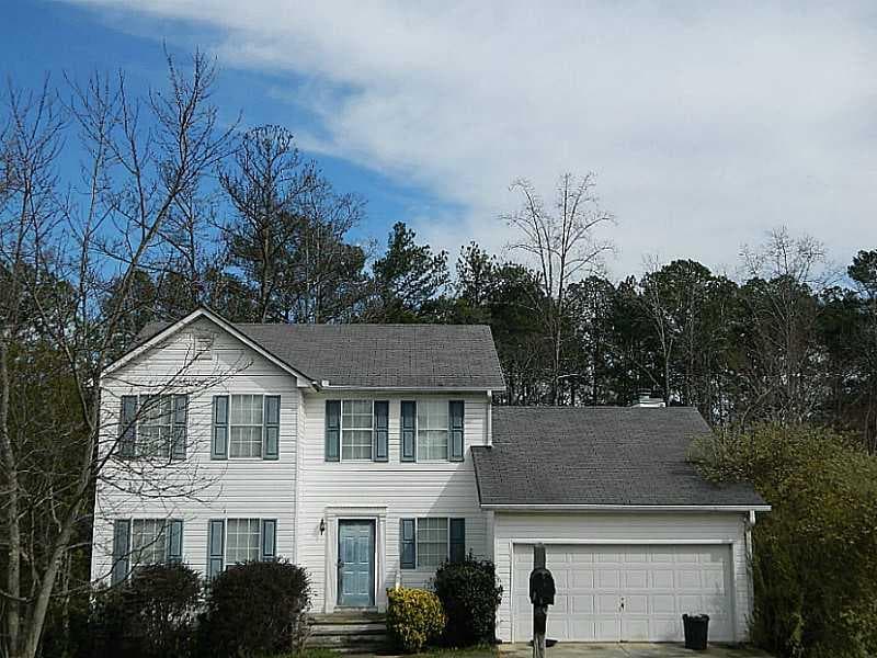 3 bedroom, 1,998 sq ft single family residence sold at 3716 Cumbrian Lane, Lithonia, GA 30038