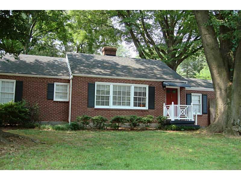 2 bedroom, 1,105 sq ft single family residence sold at 359 Johnson Ferry Road, Atlanta, GA 30328