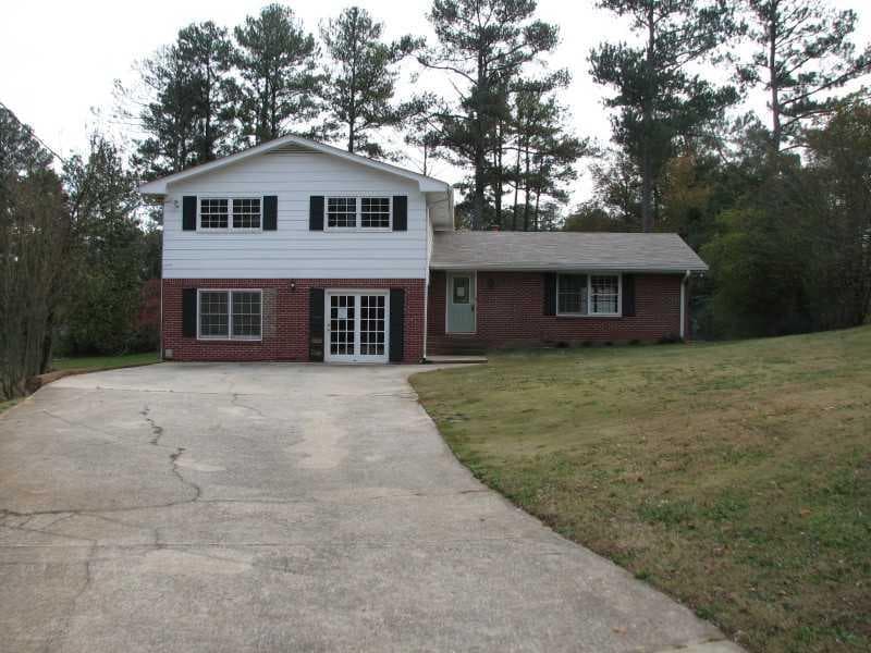 574 OAK Court, Conyers, GA 30012 — most recent listing photo
