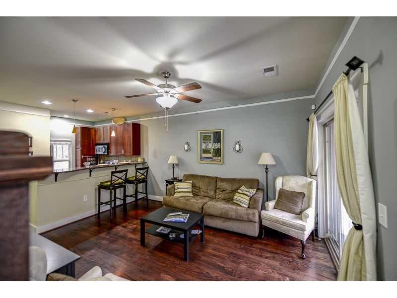 2 bedroom, 1,281 sq ft townhouse sold at 220 Semel Circle 148, Atlanta, GA 30309