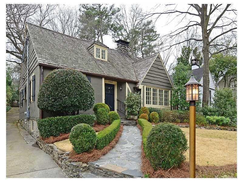 4 bedroom, 2,505 sq ft single family residence sold at 2802 Alpine Road, Atlanta, GA 30305