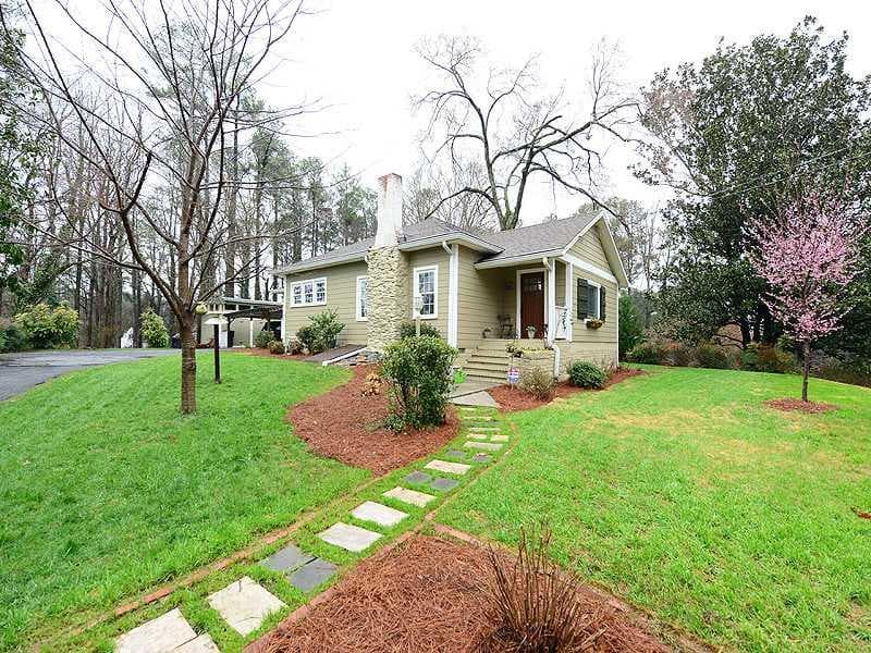 2 bedroom, 1,408 sq ft single family residence sold at 6436 Wright Road, Atlanta, GA 30328