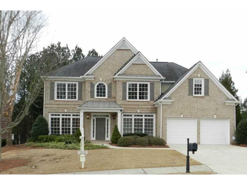 4 bedroom, 3,298 sq ft single family residence sold at 7029 Bennington Lane, Cumming, GA 30041