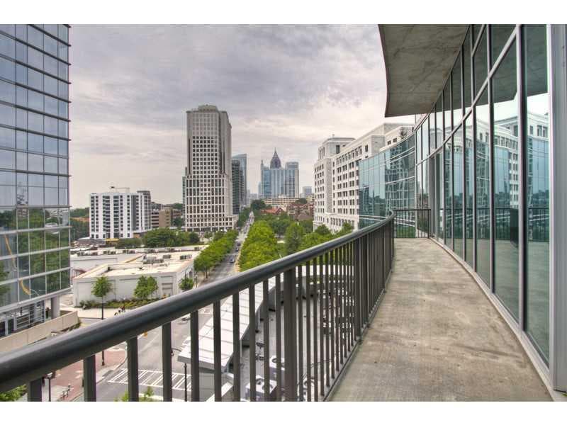 3 bedroom, 1,930 sq ft condominium sold at 1080 Peachtree Street 709, Atlanta, GA 30309