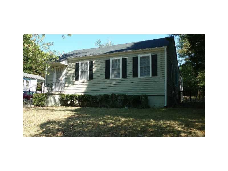 3 bedroom, 1,203 sq ft single family residence sold at 1383 Almont Drive, Atlanta, GA 30310
