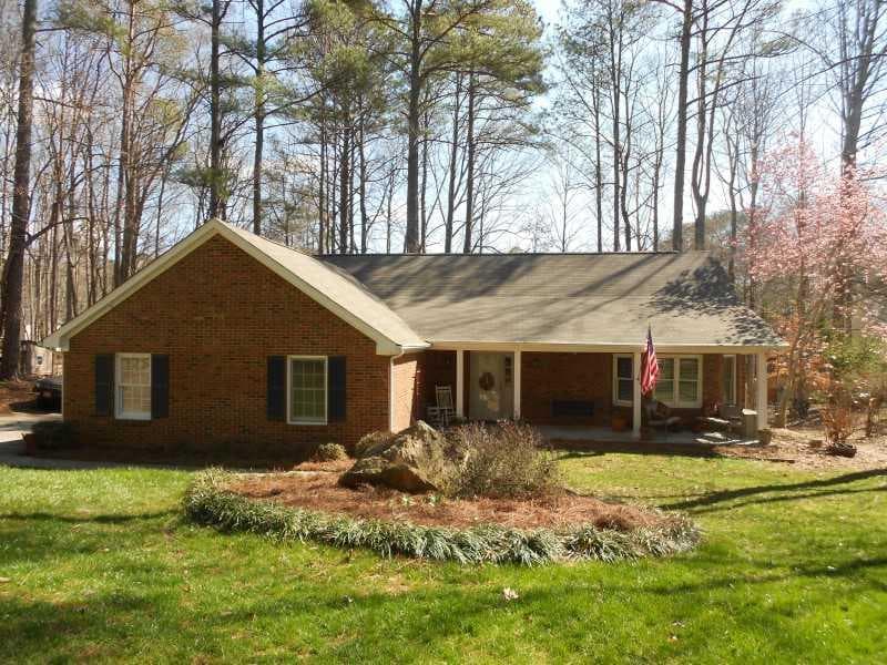 3 bedroom, 1,982 sq ft single family residence sold at 2218 HERITAGE TRACE Drive, Marietta, GA 30062