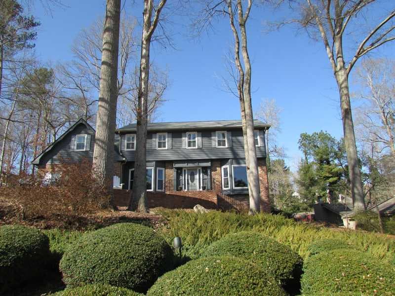 4 bedroom, 3,210 sq ft single family residence sold at 3343 Greenfield Drive, Marietta, GA 30068