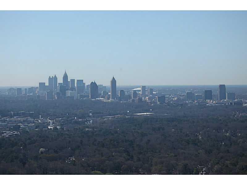 2 bedroom condominium sold at 3344 Peachtree Road 3201, Atlanta, GA 30326