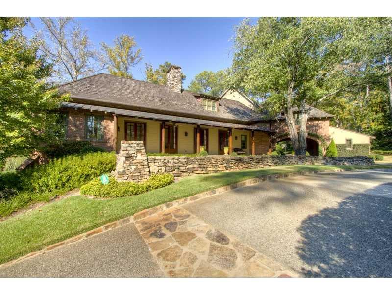 5 bedroom single family residence sold at 5549 Long Island Drive, Atlanta, GA 30327