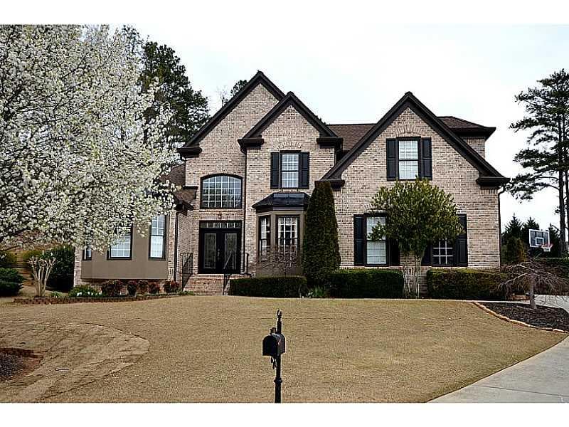 4 bedroom, 4,301 sq ft single family residence sold at 130 Wyndlam Court, Johns Creek, GA 30097