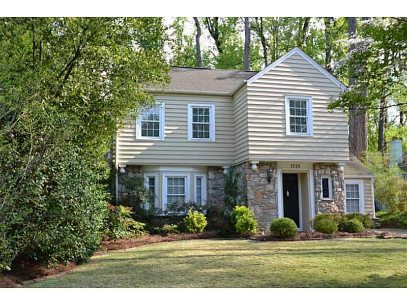 5 bedroom, 2,267 sq ft single family residence sold at 1719 Ridgewood Drive, Atlanta, GA 30307