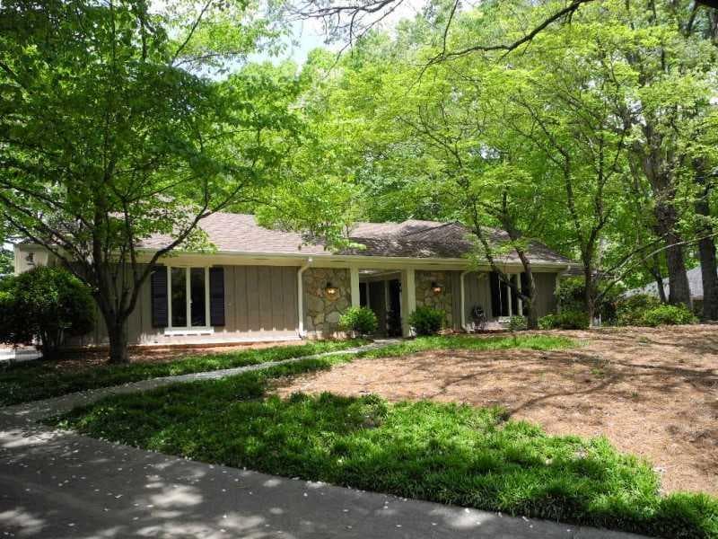 1385 OAKHAVEN Drive, Roswell, GA 30075 — most recent listing photo